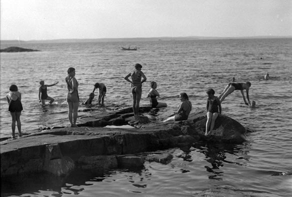 Rauhaniemen uimarantaa kesällä 1934
