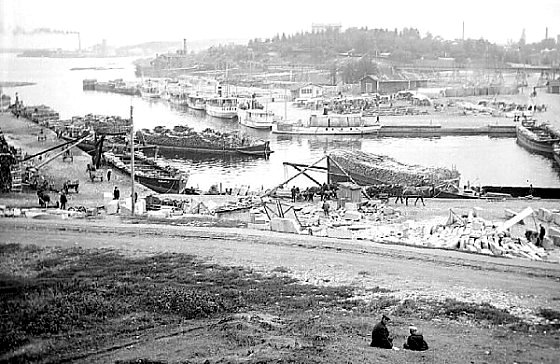 Mustalahden satama-alue