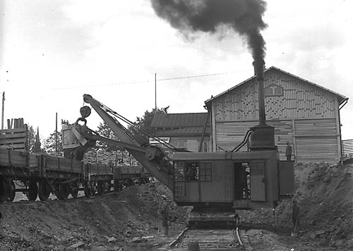 Uuden rautatieaseman rakennustöitä kesällä 1934